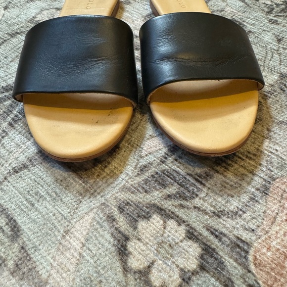 Nisolo Isla Slide Sandals - Picture 8 of 9